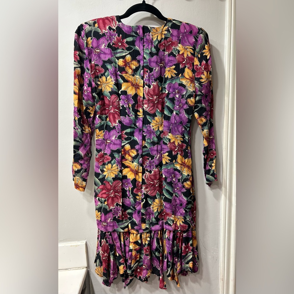 Vintage Petite Sophisticate Floral Dress  100% Rayon Size 2 - Picture 2 of 9
